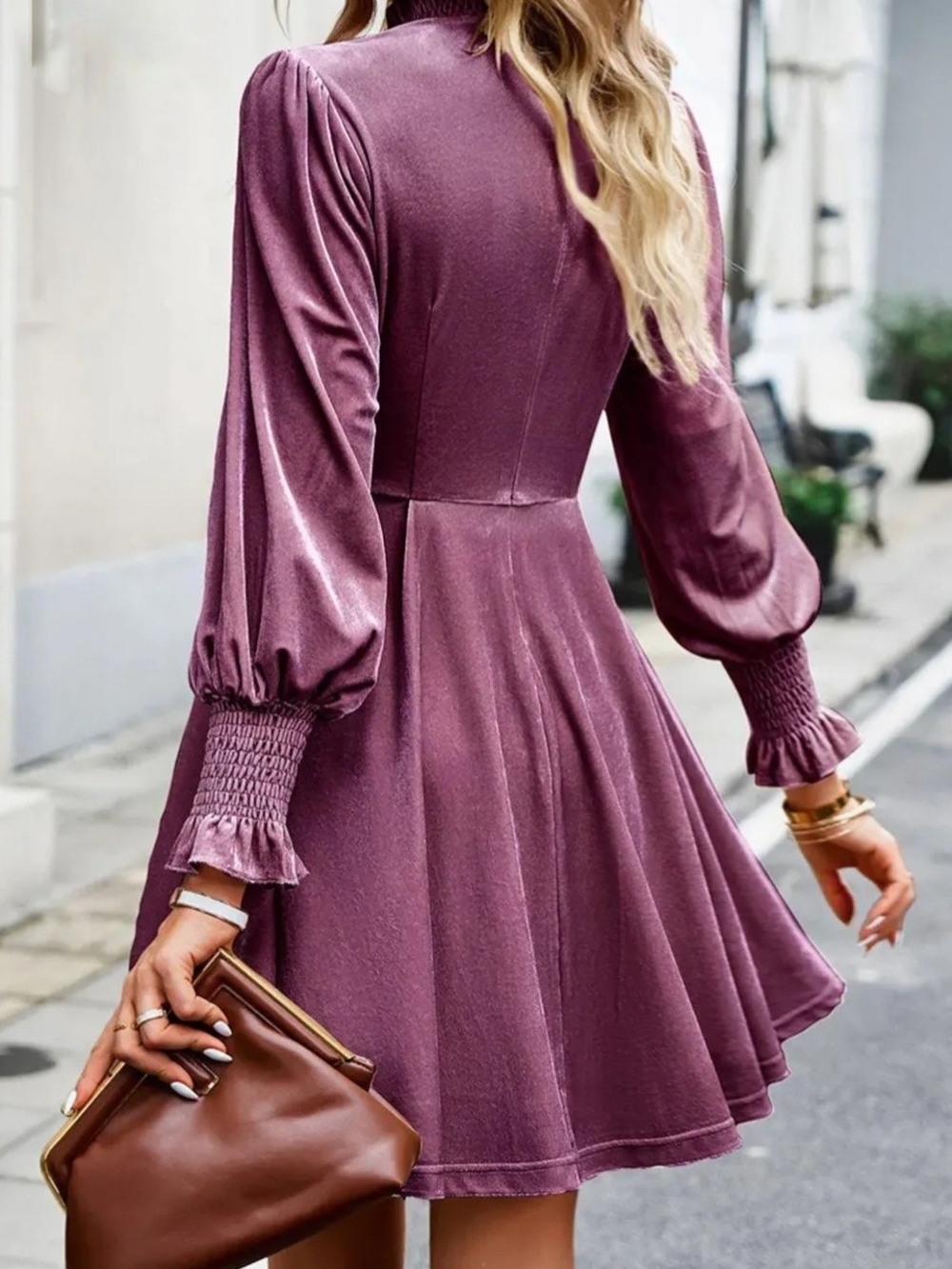 In Loom Mauve Velvet Mock Neck Dress Size Medium - Picture 2 of 5